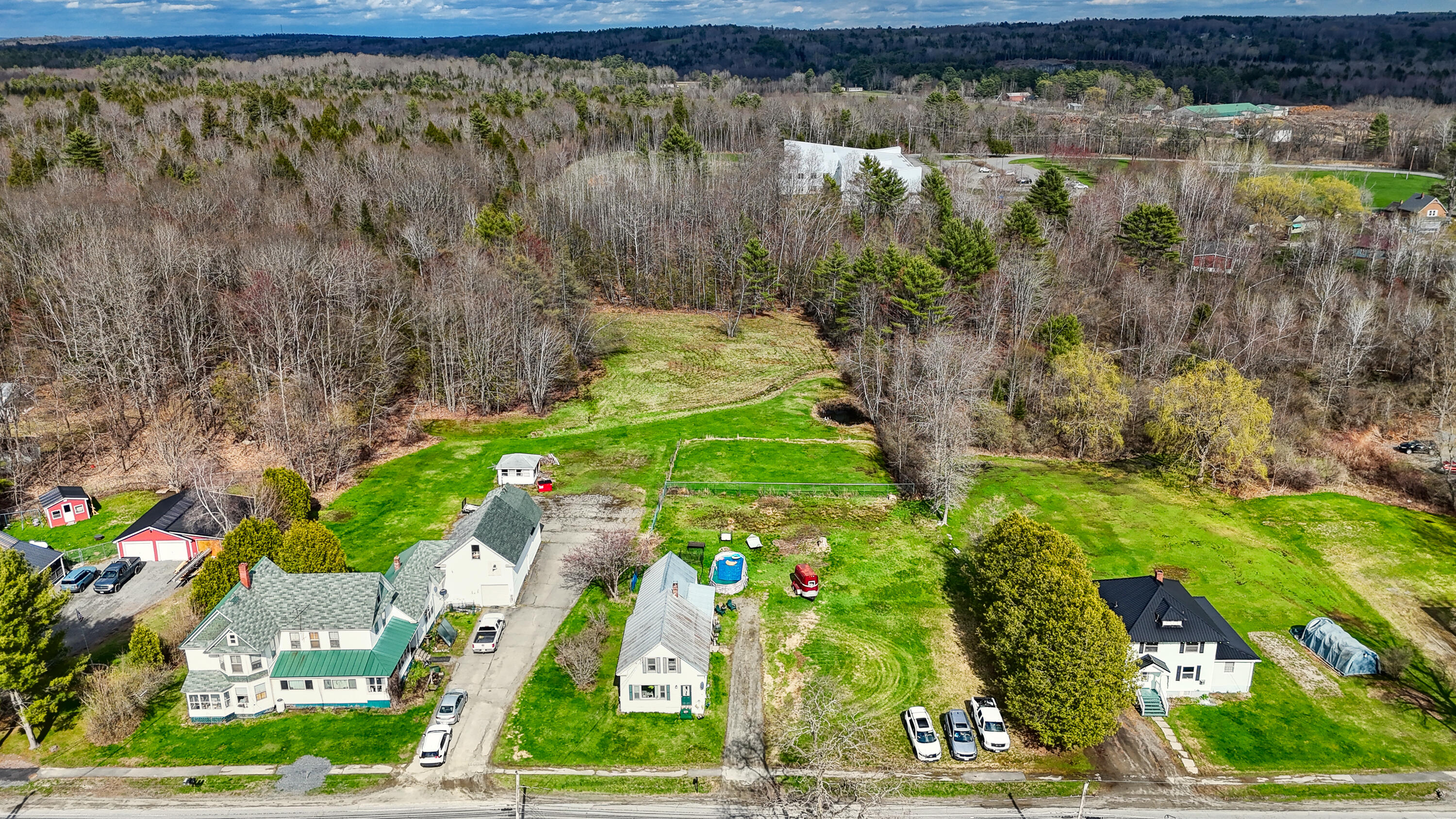 131 Commercial Street Hartland ME 04943