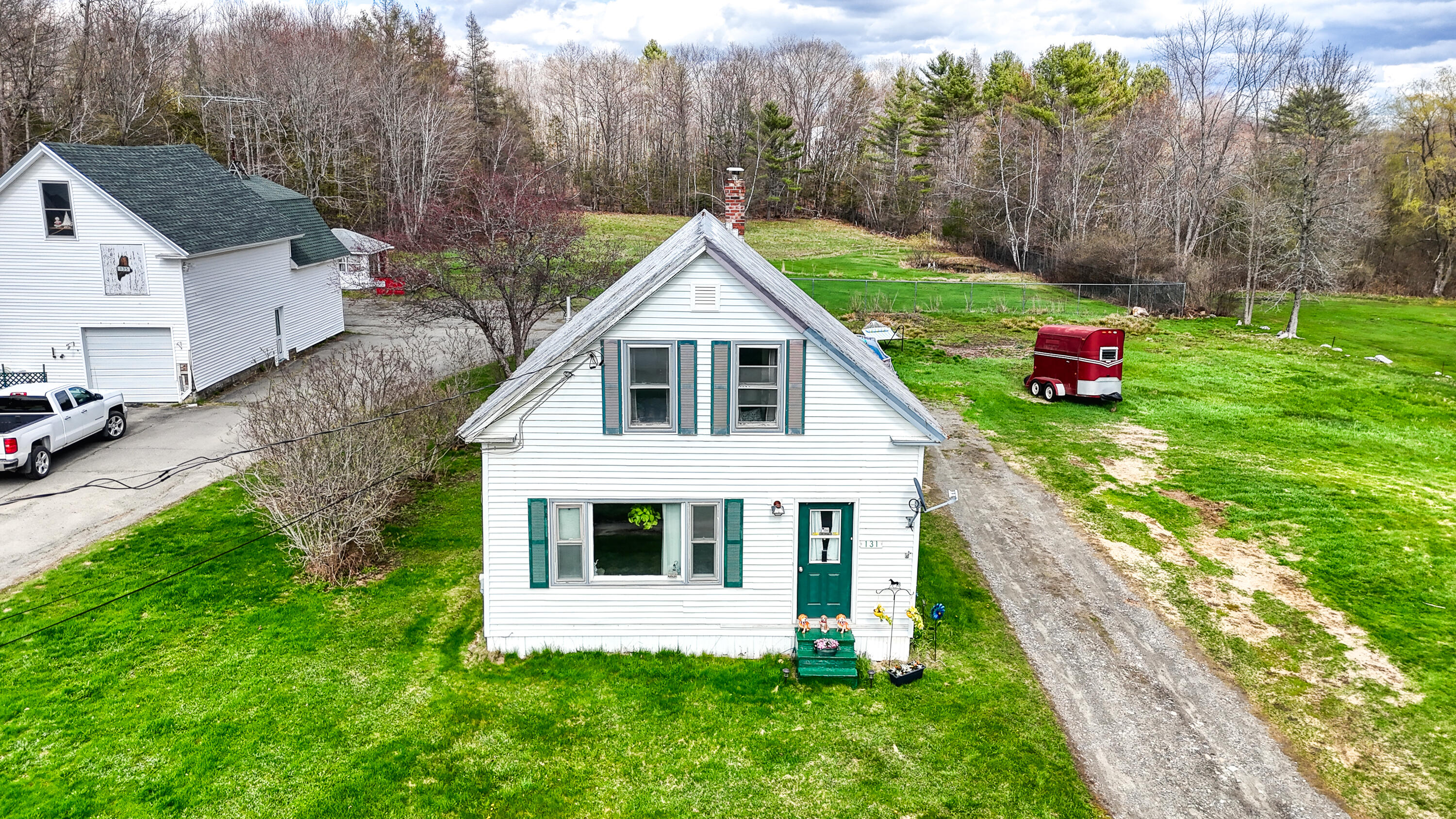 131 Commercial Street Hartland ME 04943