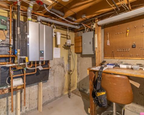30 Westwood Drive Orono ME 04473