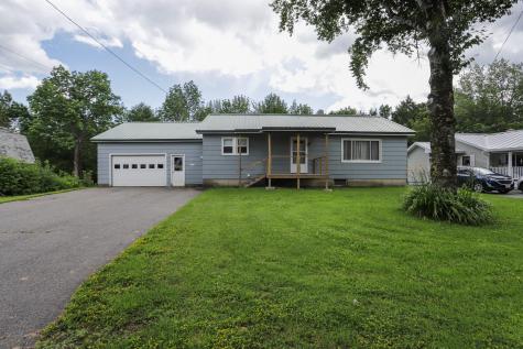 31 Spring Street East Millinocket ME 04430