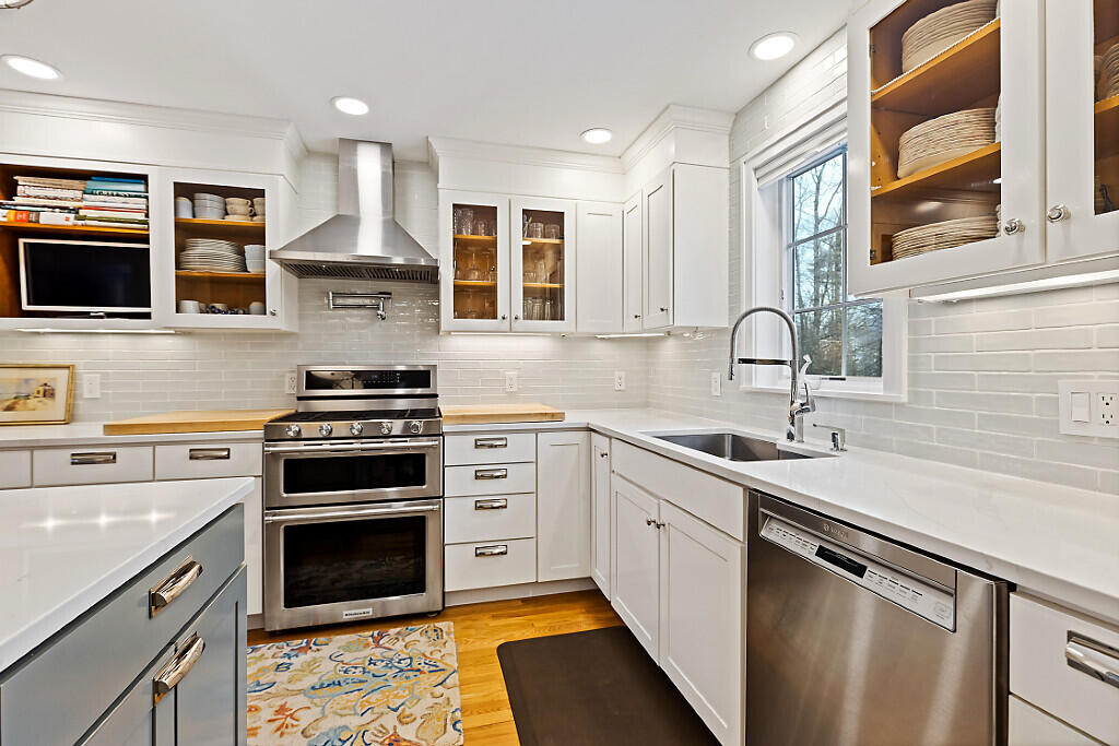 44 Island View Lane Brunswick ME 04011