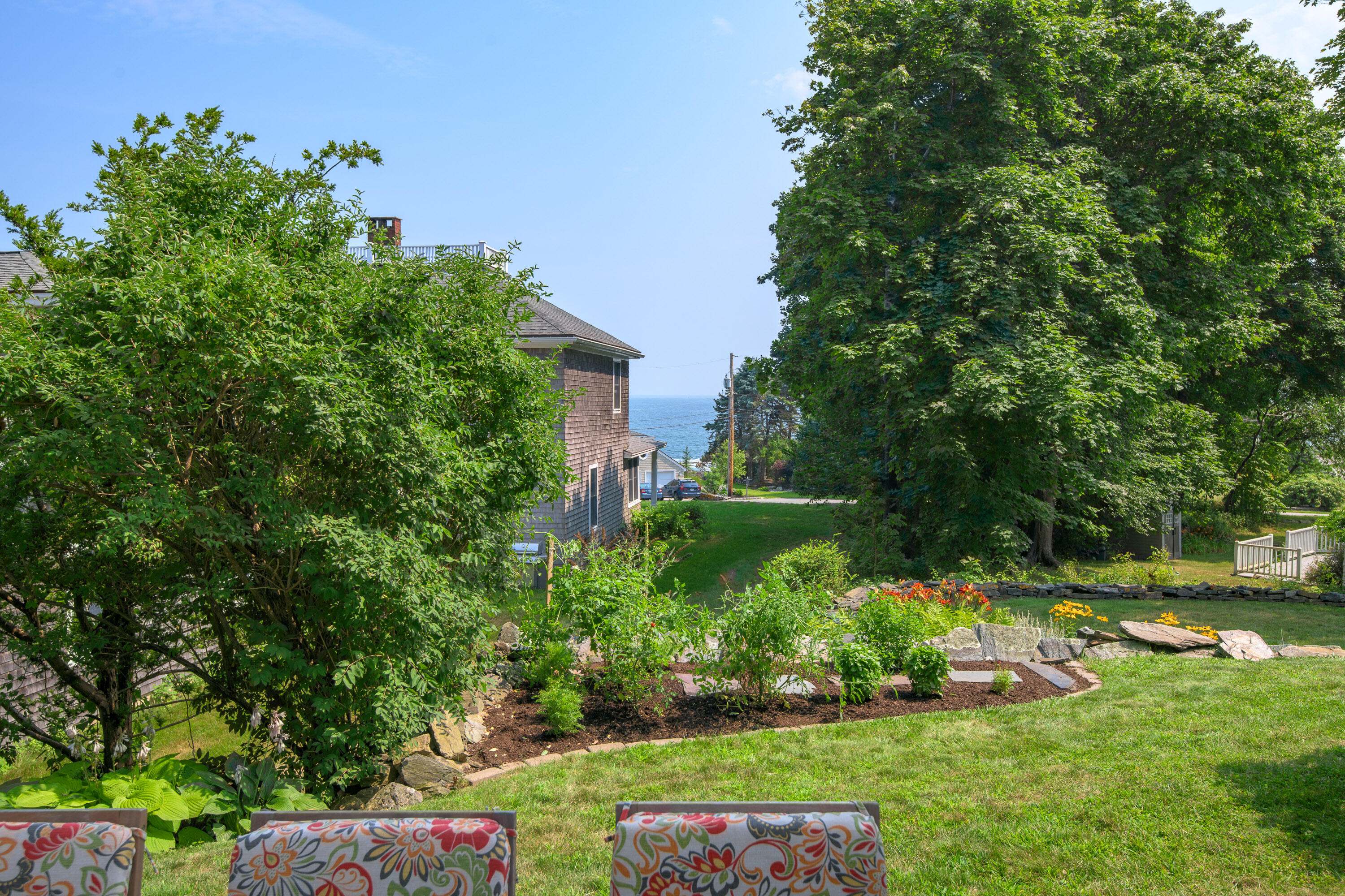 3 Roberts Lane Cape Elizabeth ME 04107