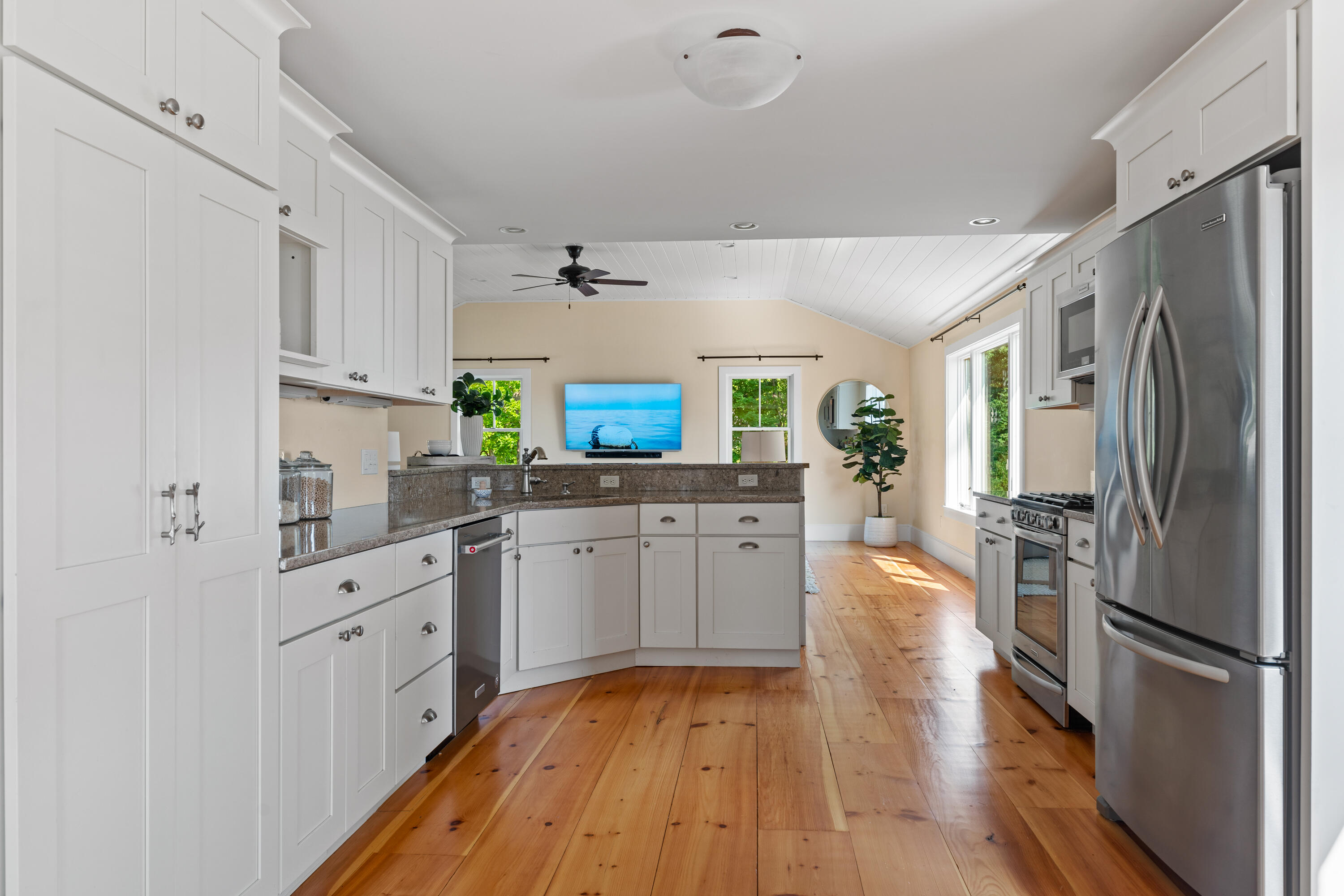 3 Roberts Lane Cape Elizabeth ME 04107