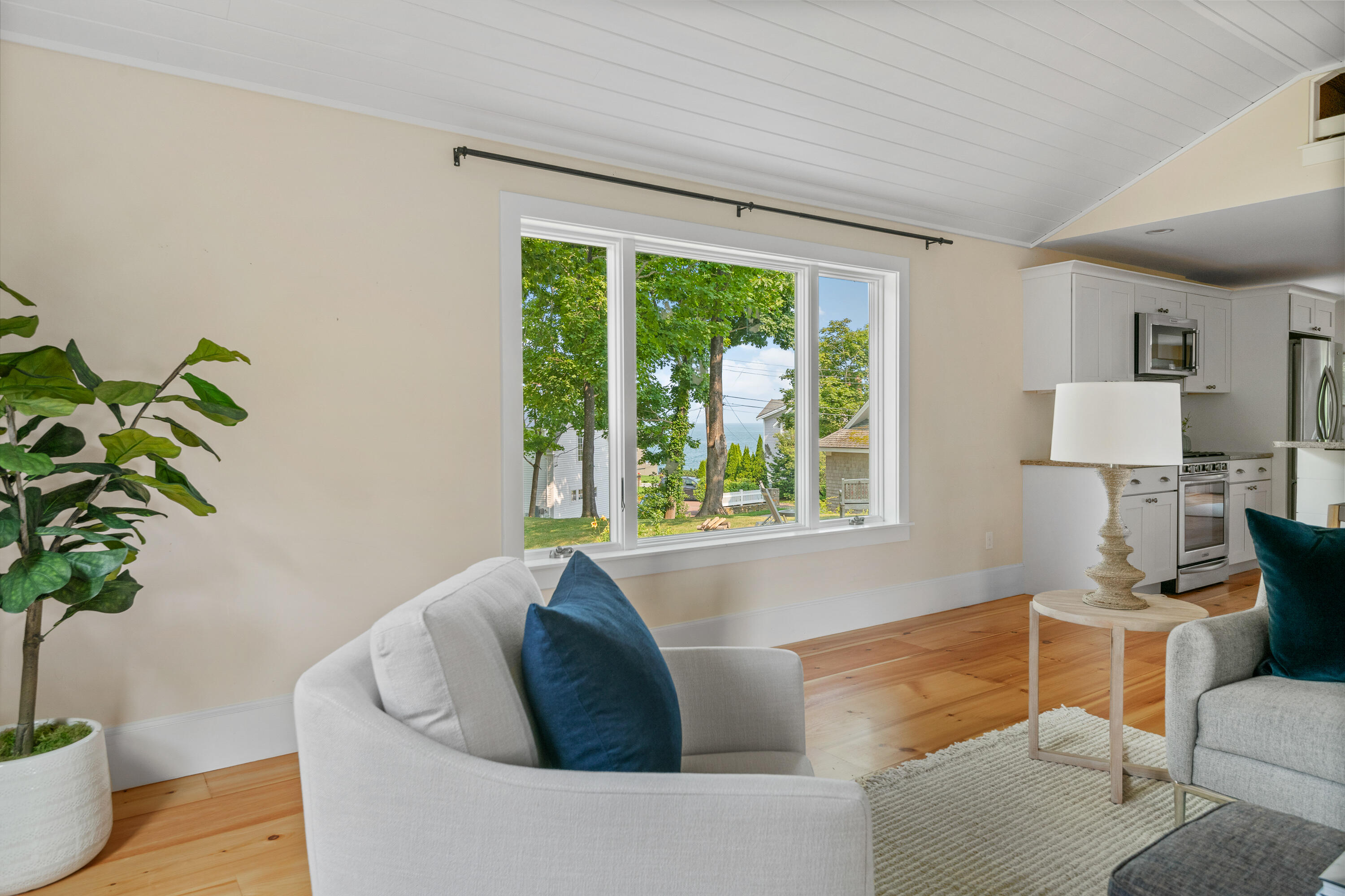 3 Roberts Lane Cape Elizabeth ME 04107