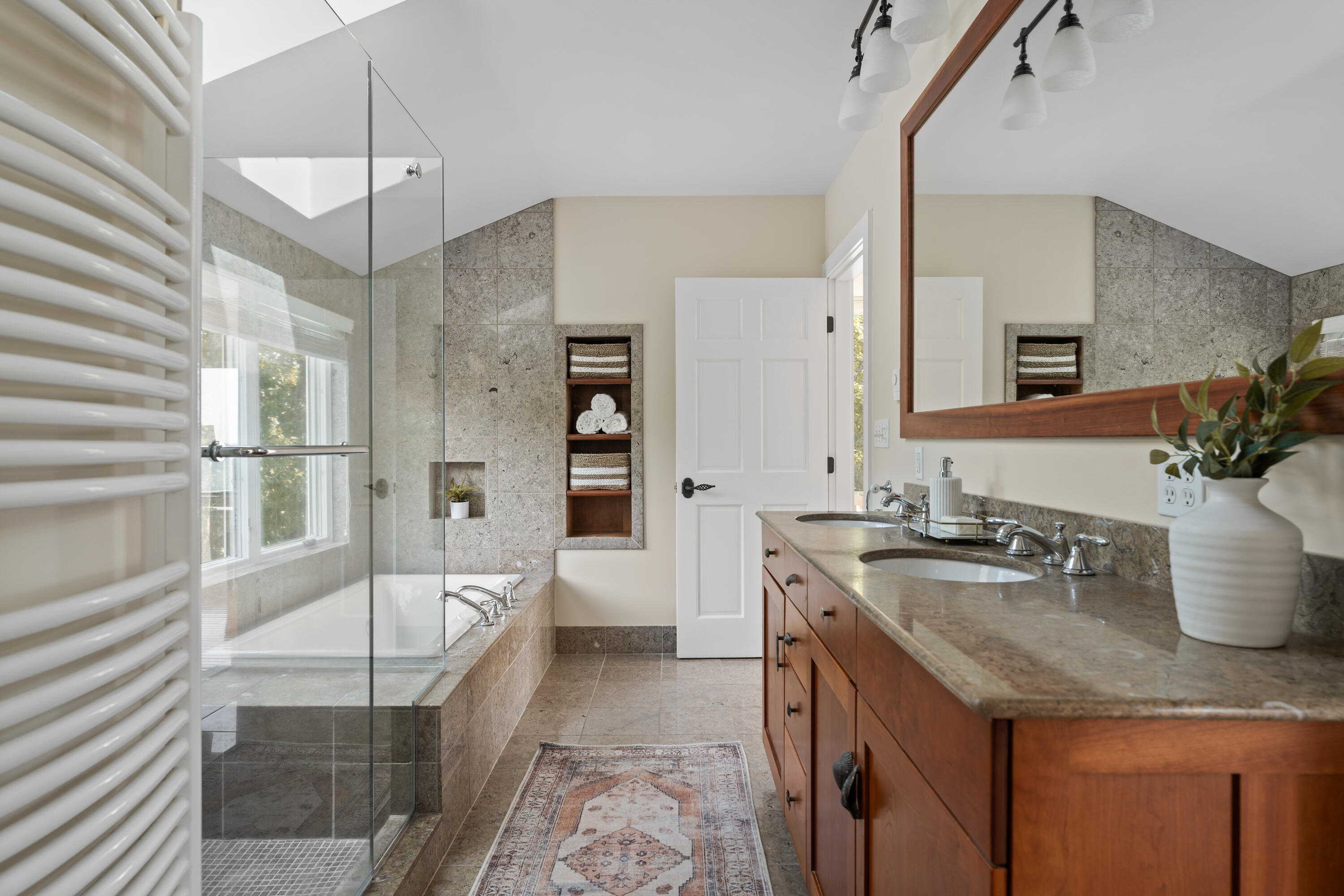 3 Roberts Lane Cape Elizabeth ME 04107