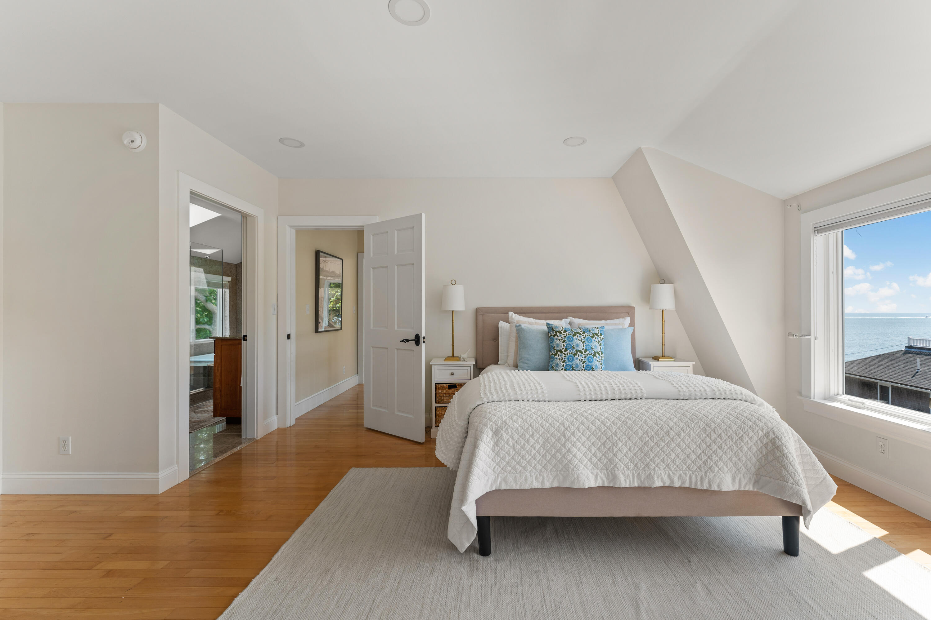 3 Roberts Lane Cape Elizabeth ME 04107