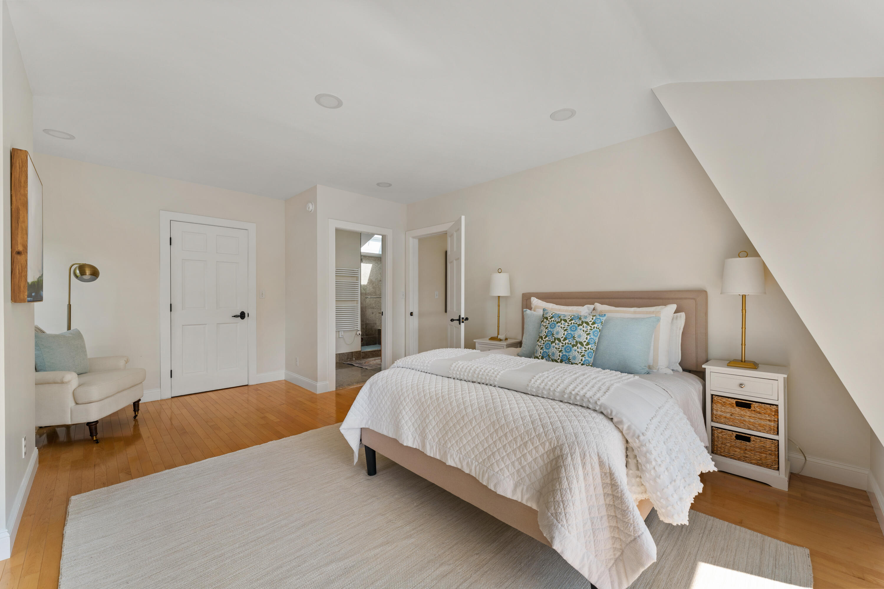 3 Roberts Lane Cape Elizabeth ME 04107