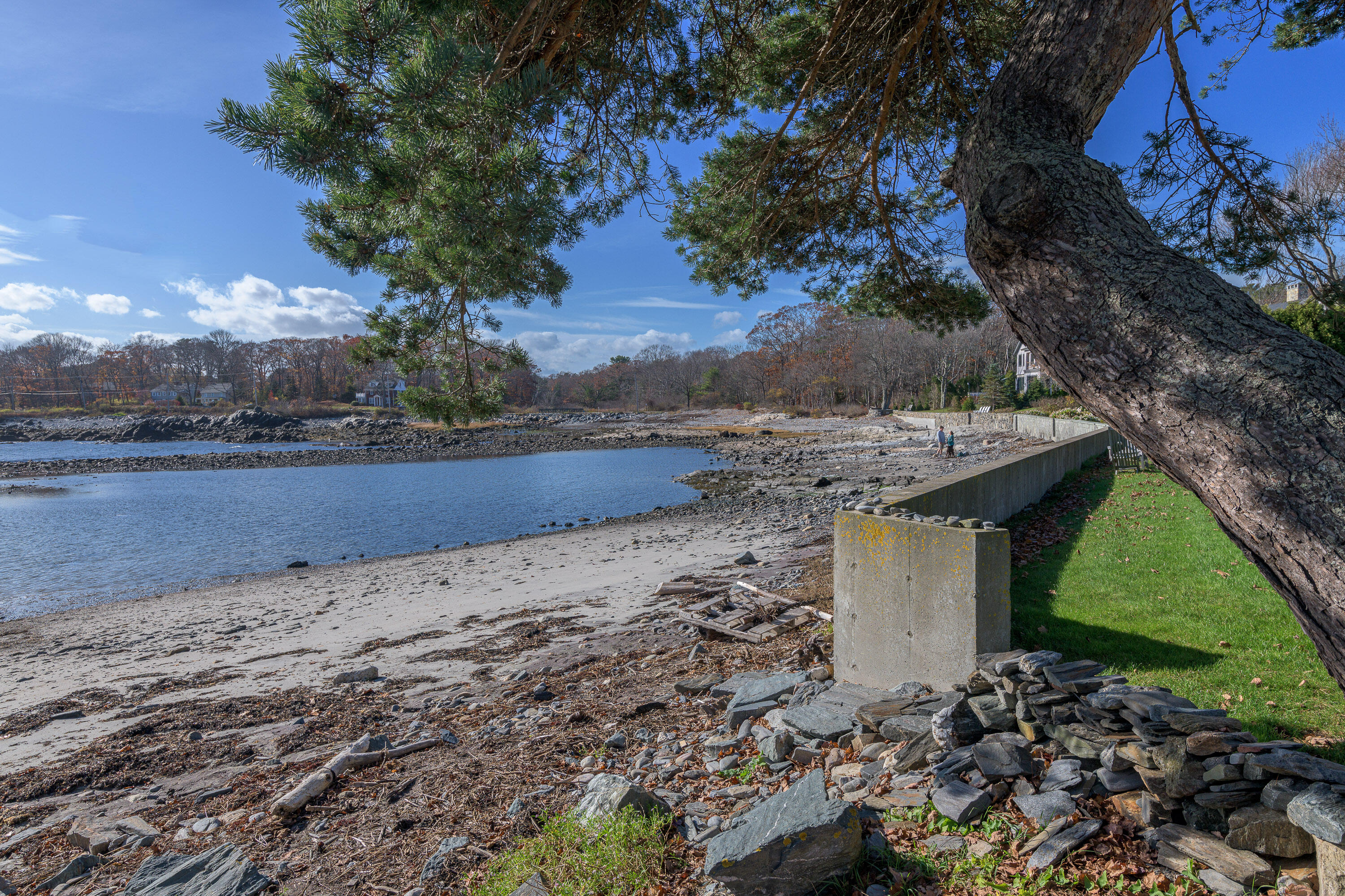 3 Roberts Lane Cape Elizabeth ME 04107