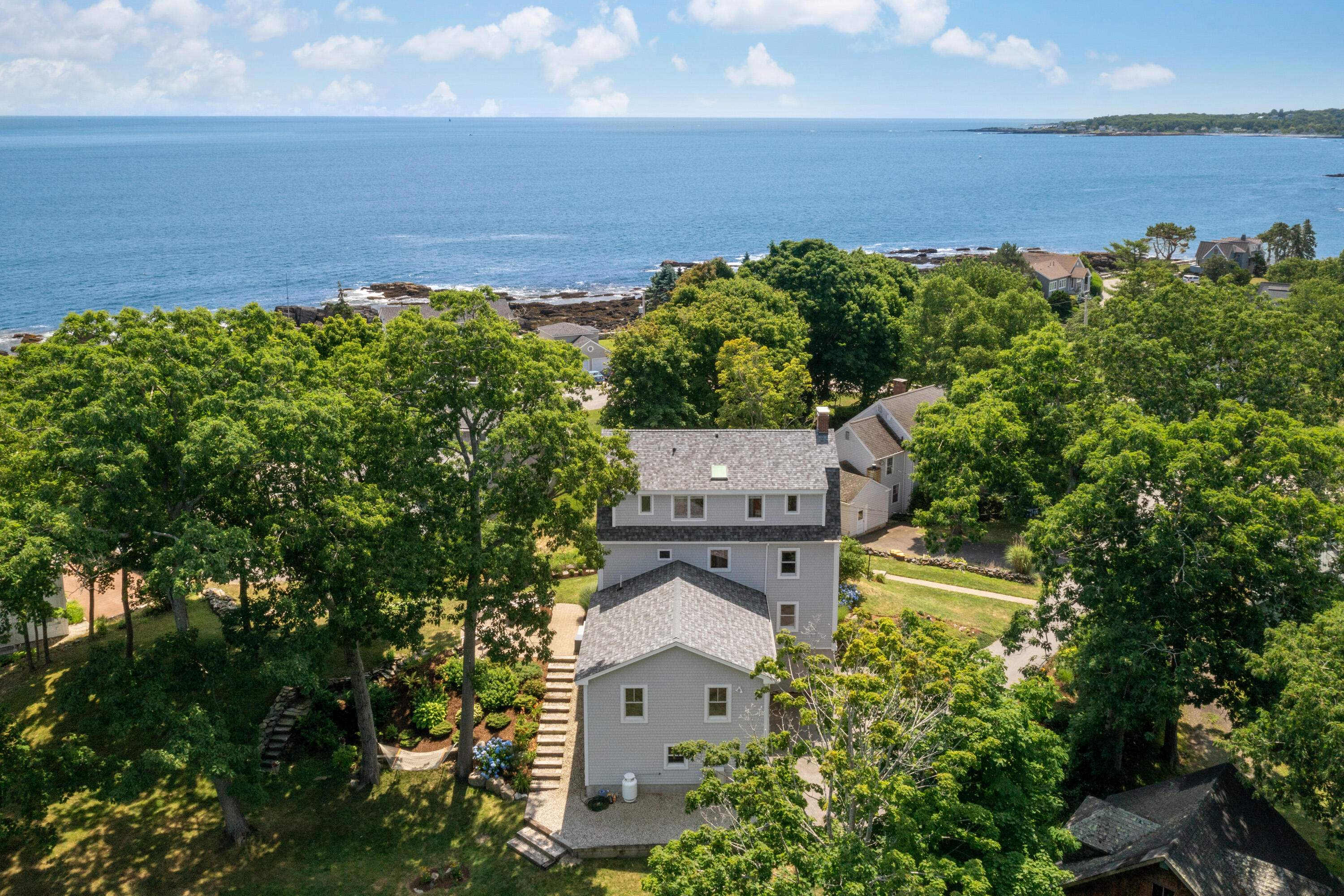 3 Roberts Lane Cape Elizabeth ME 04107