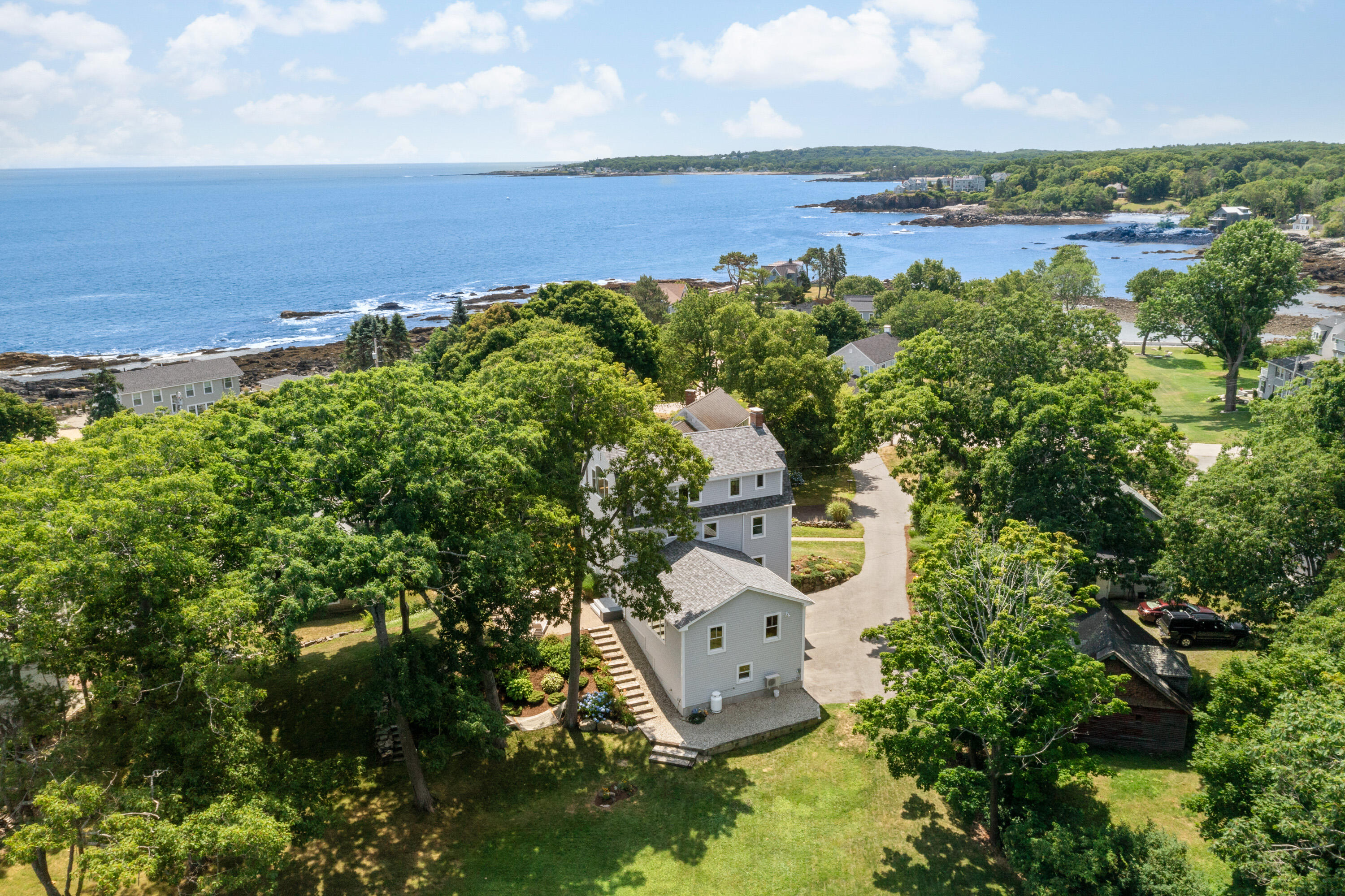 3 Roberts Lane Cape Elizabeth ME 04107