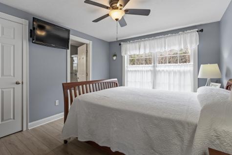 4 Chantelle Way Saco ME 04072