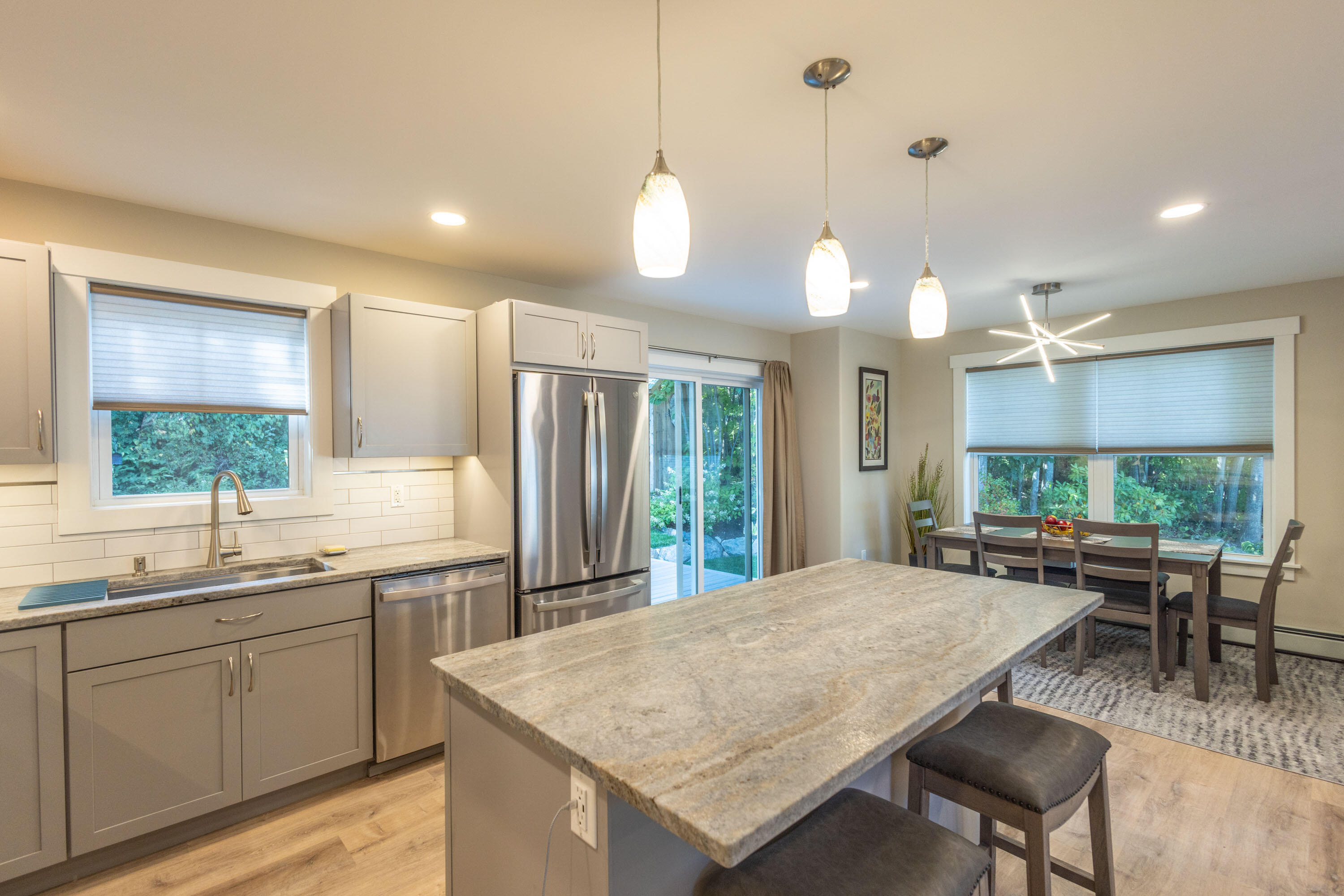 10 Glenfield Circle Camden ME 04843