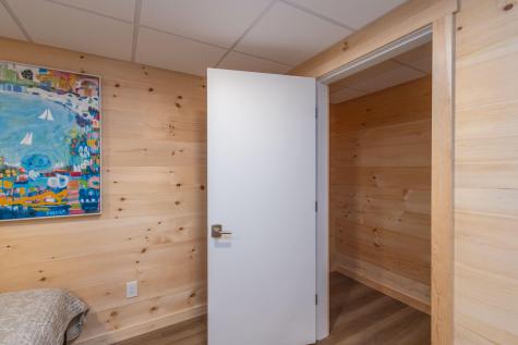 10 Glenfield Circle Camden ME 04843