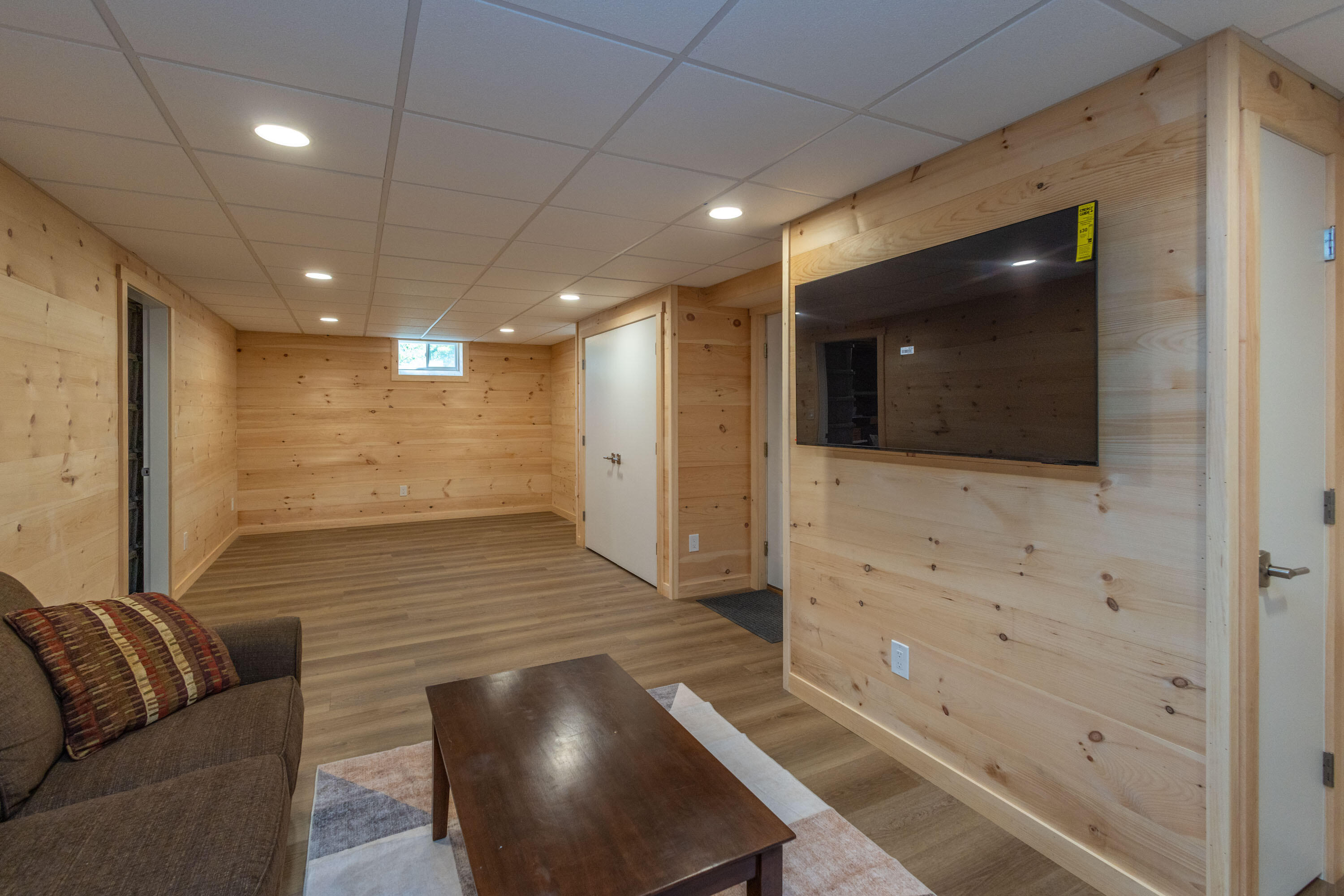 10 Glenfield Circle Camden ME 04843