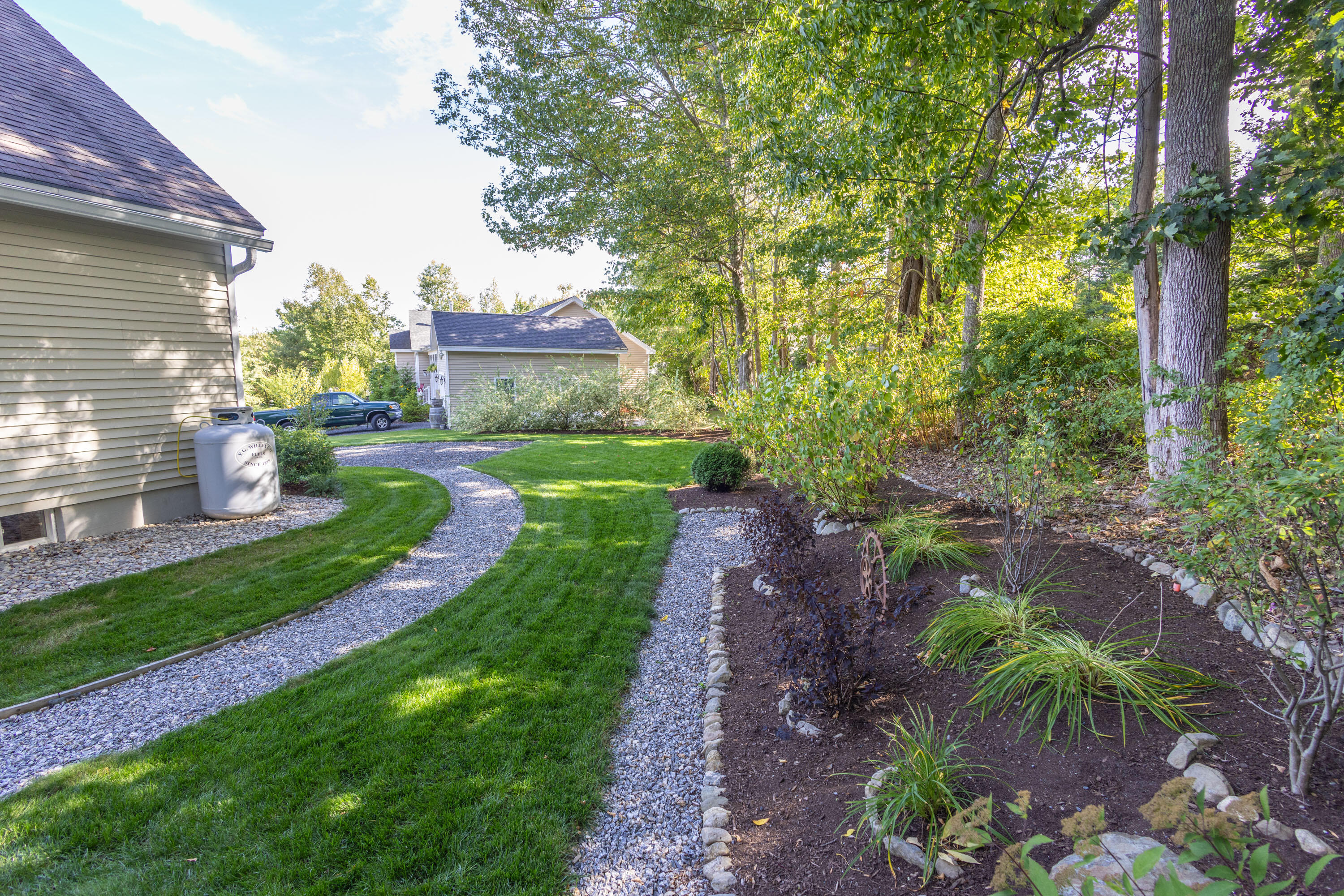 10 Glenfield Circle Camden ME 04843