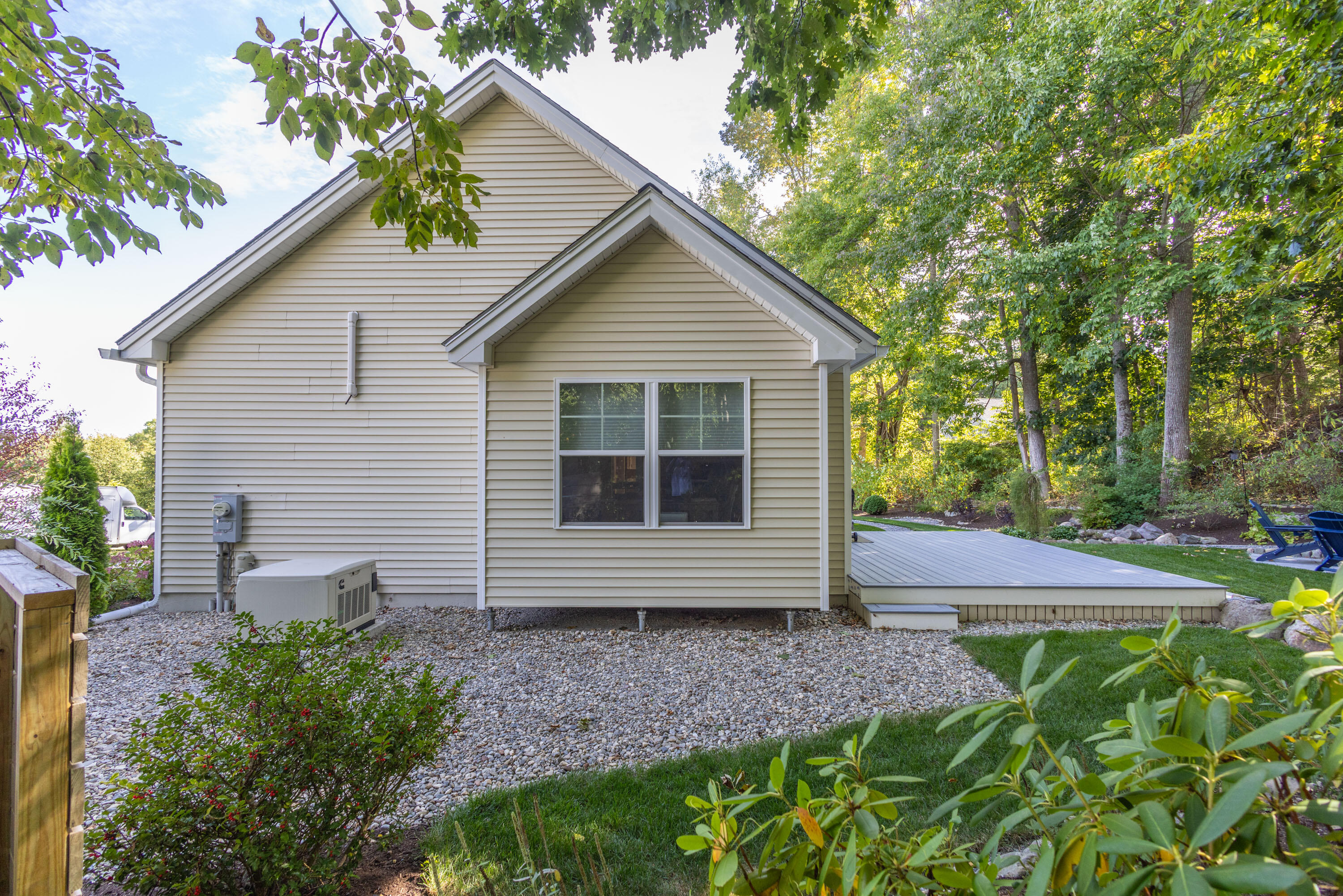 10 Glenfield Circle Camden ME 04843