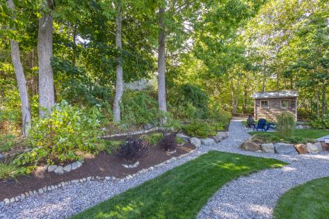 10 Glenfield Circle Camden ME 04843