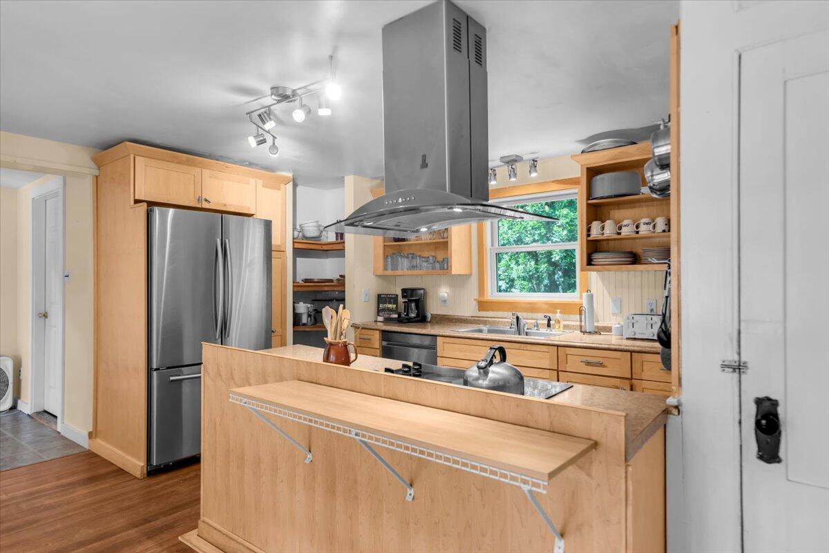 10 Green Street Castine ME 04421