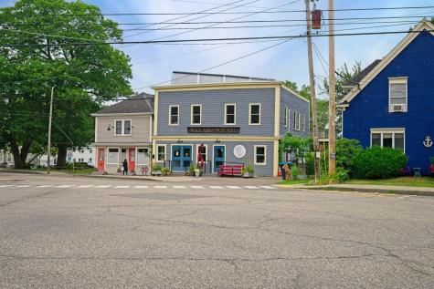 920 Shore Road Cape Elizabeth ME 04107