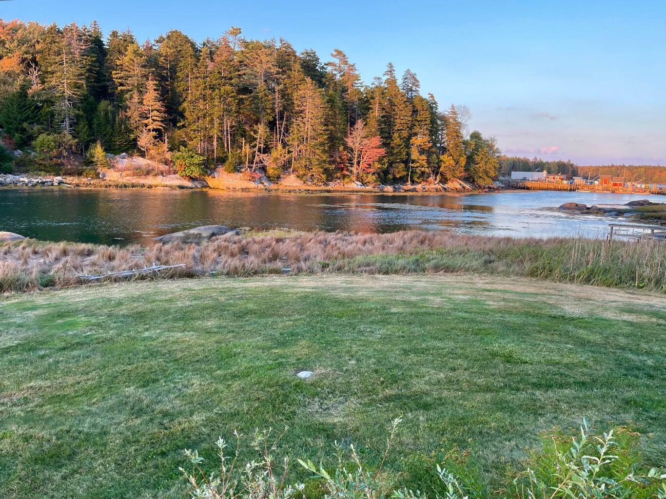 156 Scraggle Point Road Saint George ME 04860