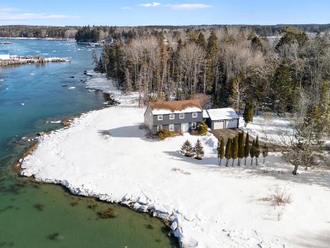 156 Scraggle Point Road Saint George ME 04860