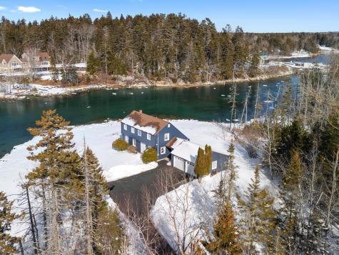 156 Scraggle Point Road Saint George ME 04860