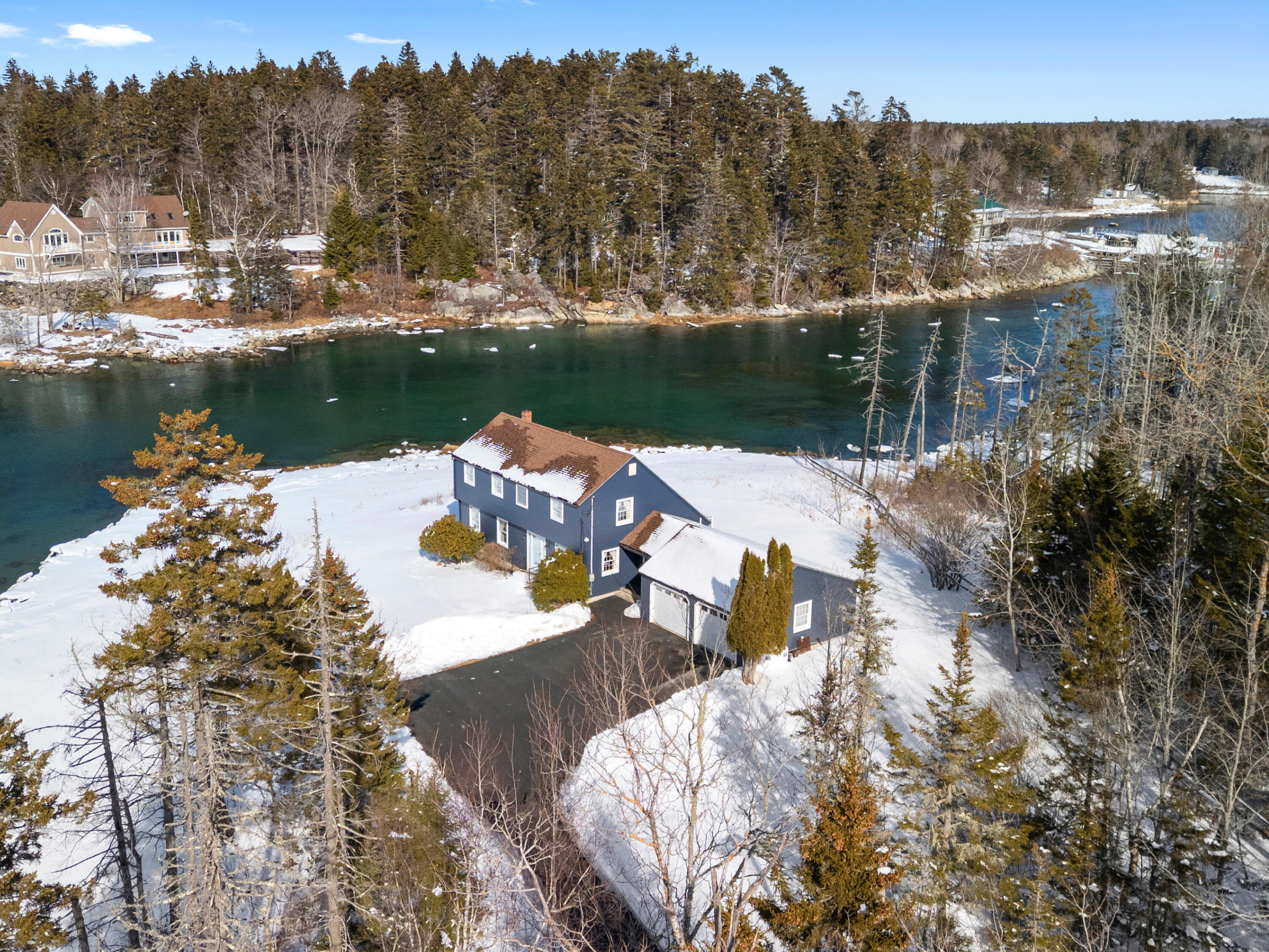 156 Scraggle Point Road Saint George ME 04860