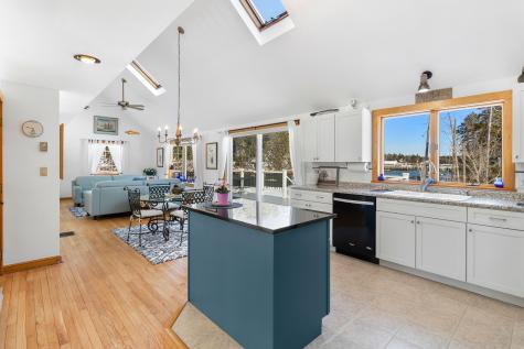 156 Scraggle Point Road Saint George ME 04860