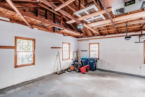 6 Woodside Drive Cumberland ME 04021