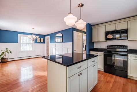 6 Woodside Drive Cumberland ME 04021