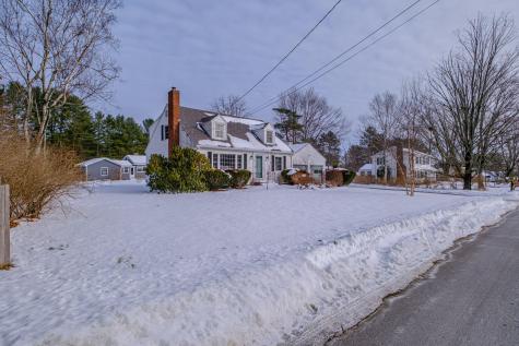 6 Woodside Drive Cumberland ME 04021