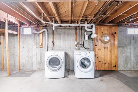 6 Woodside Drive Cumberland ME 04021