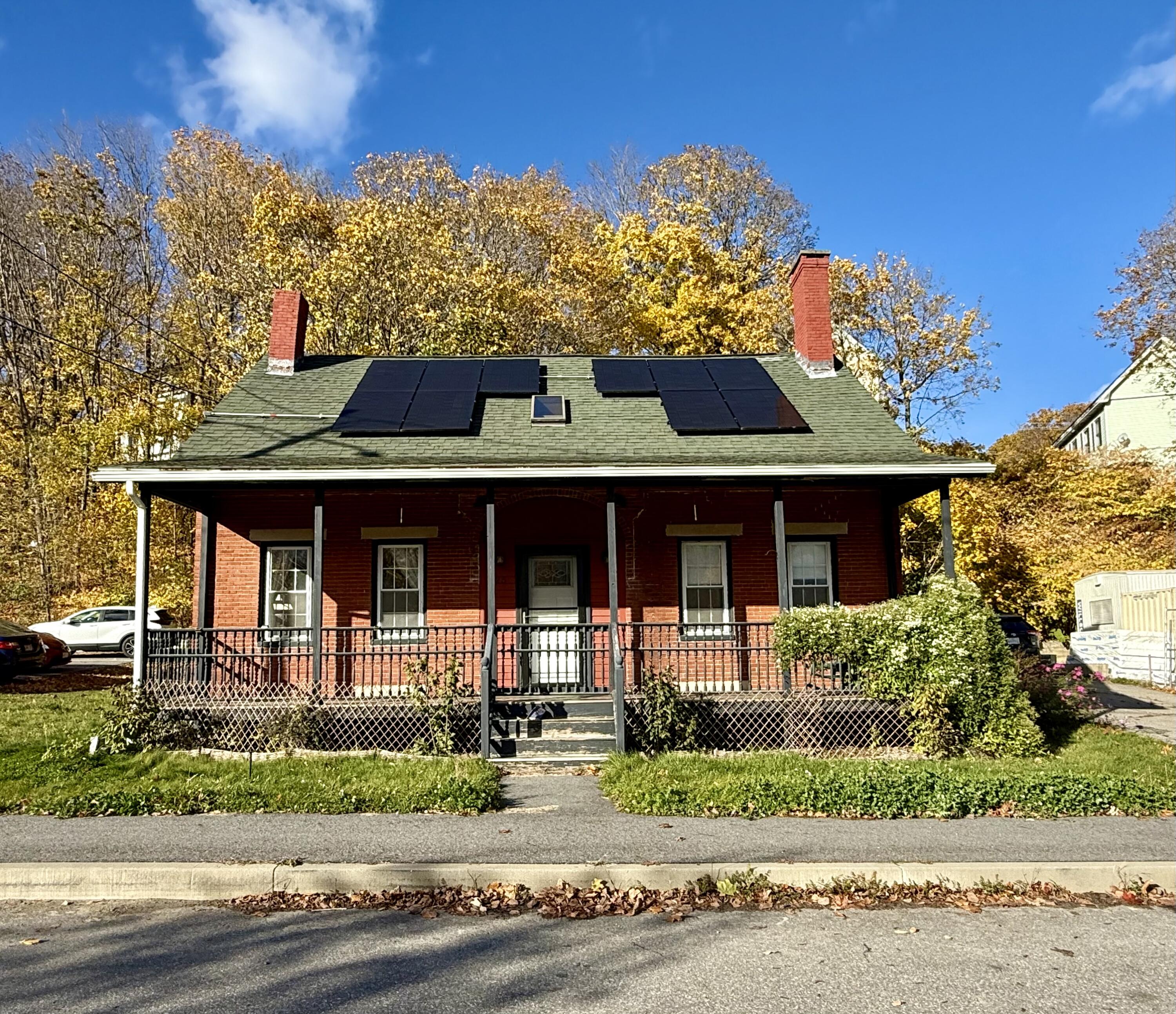 25 Summer Street Gardiner ME 04345