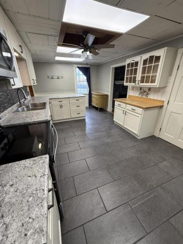 25 Summer Street Gardiner ME 04345