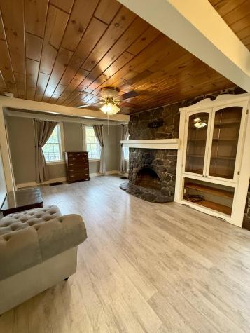 25 Summer Street Gardiner ME 04345