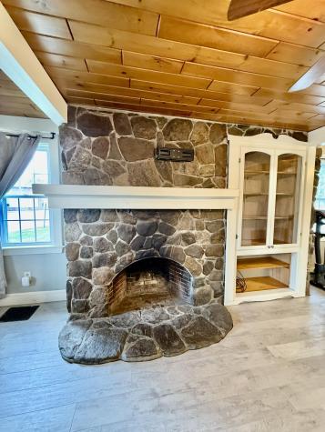 25 Summer Street Gardiner ME 04345