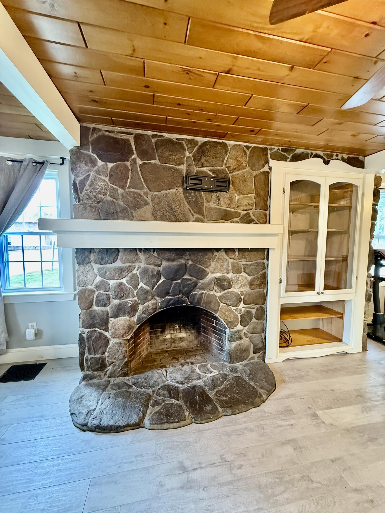 25 Summer Street Gardiner ME 04345