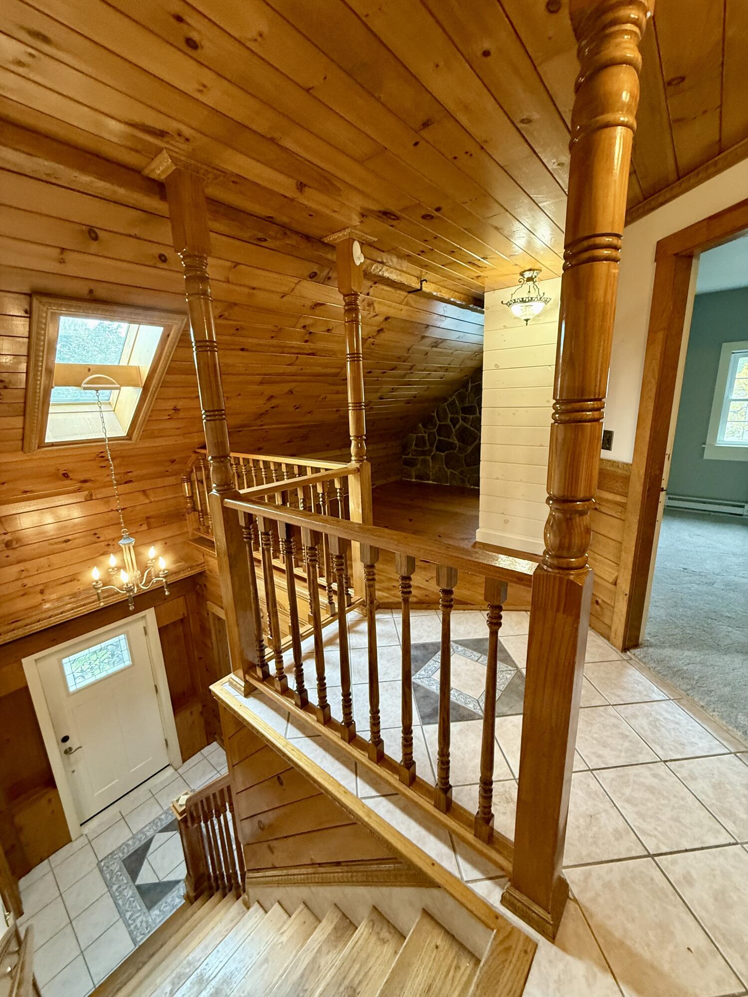 25 Summer Street Gardiner ME 04345