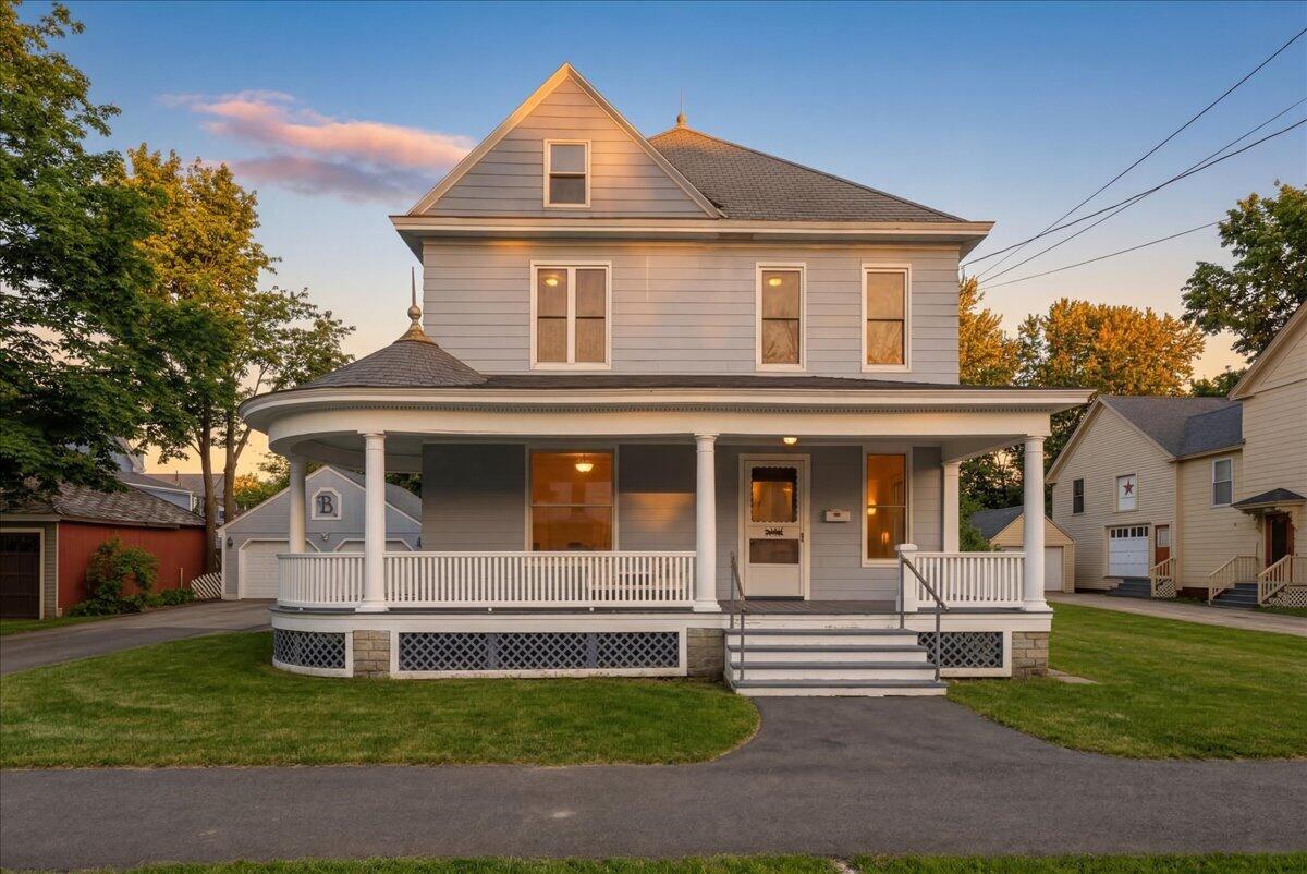 14 Taylor Street Auburn ME 04210