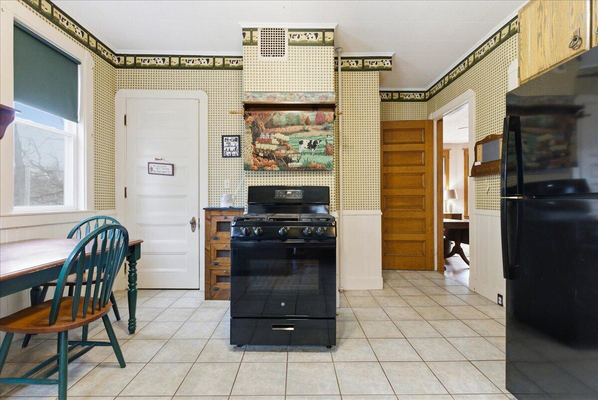 14 Taylor Street Auburn ME 04210