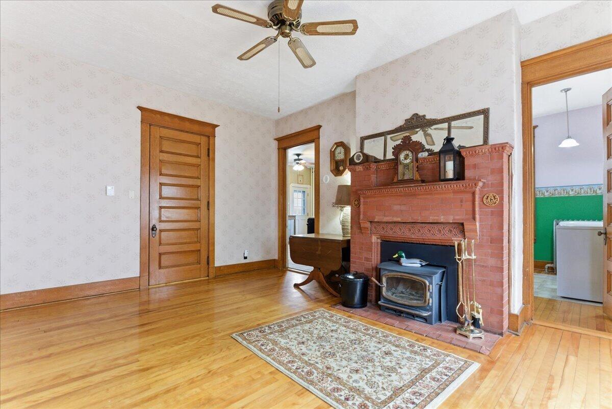 14 Taylor Street Auburn ME 04210