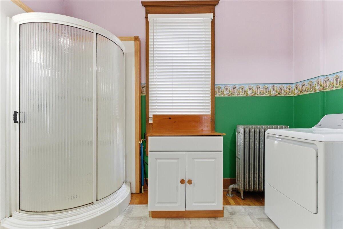 14 Taylor Street Auburn ME 04210