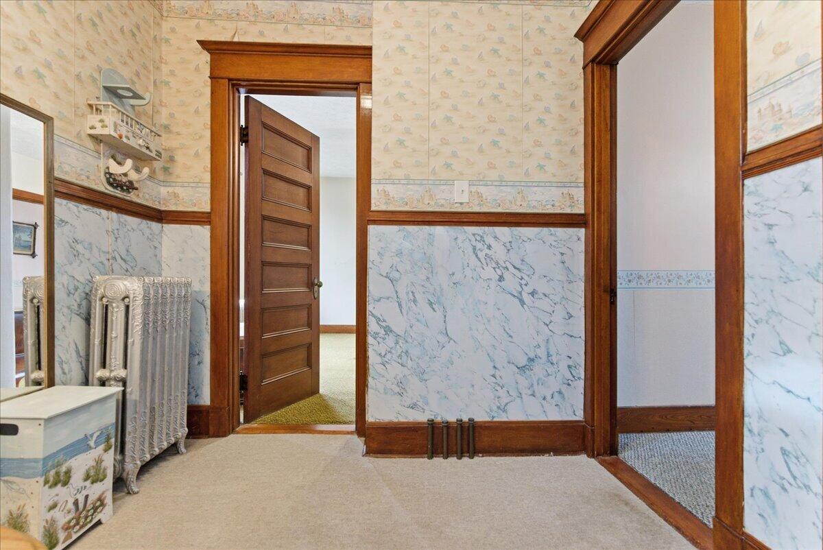 14 Taylor Street Auburn ME 04210