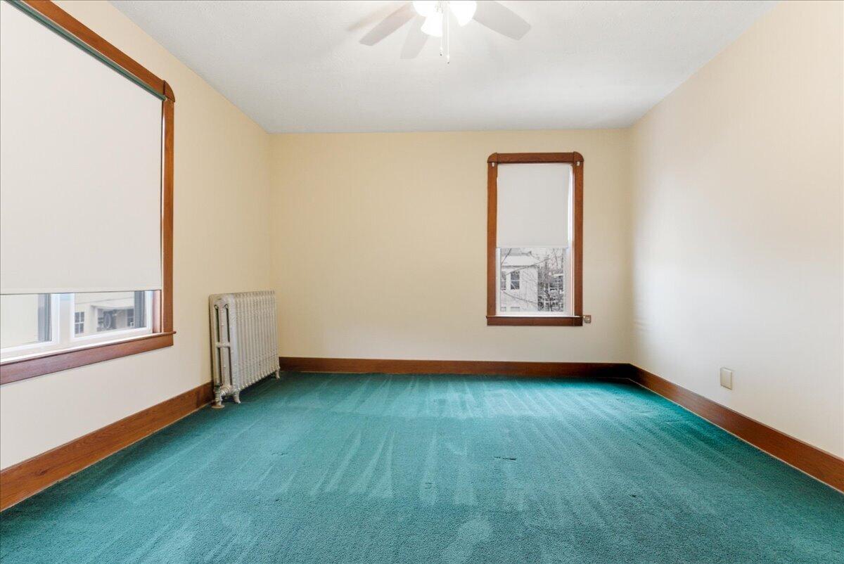 14 Taylor Street Auburn ME 04210