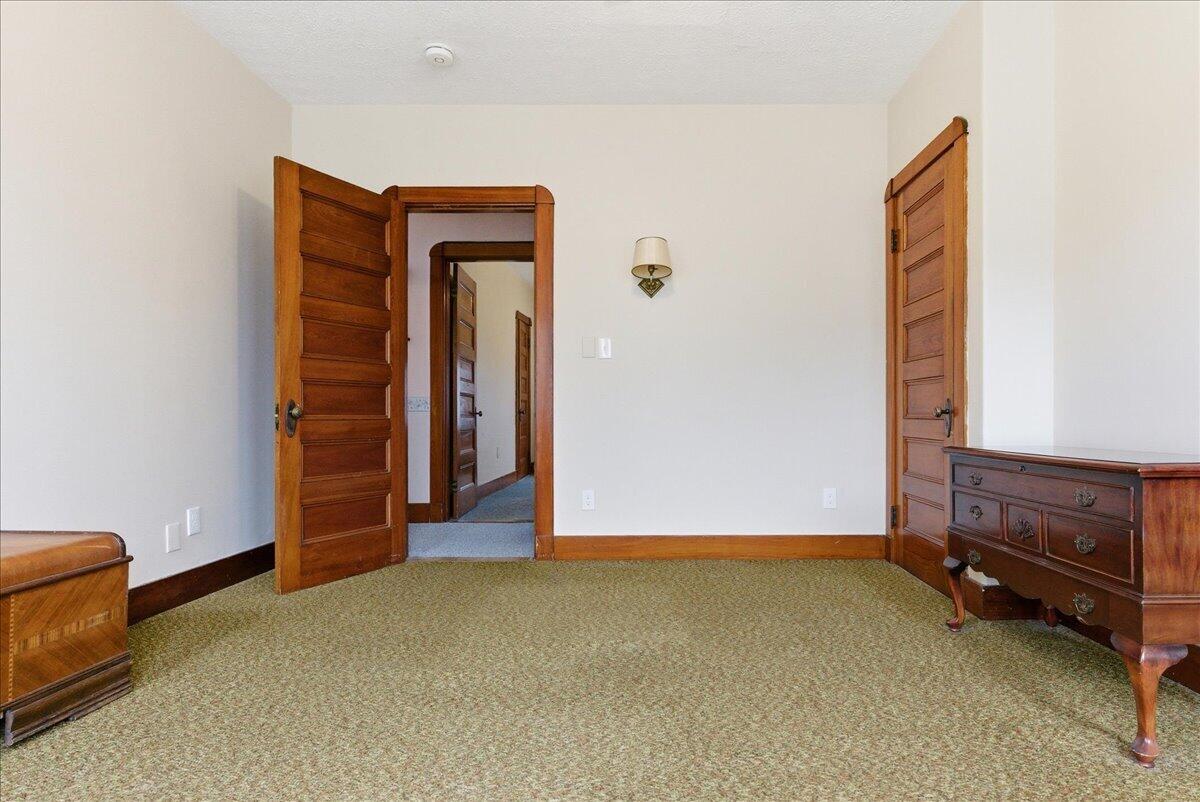 14 Taylor Street Auburn ME 04210