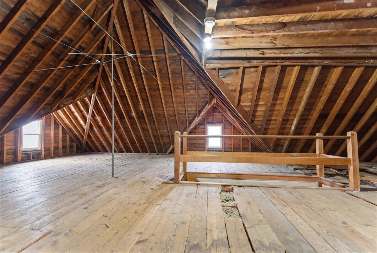 14 Taylor Street Auburn ME 04210