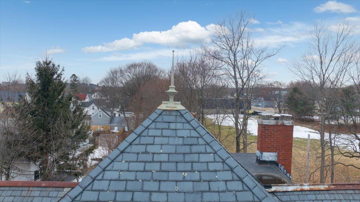 14 Taylor Street Auburn ME 04210