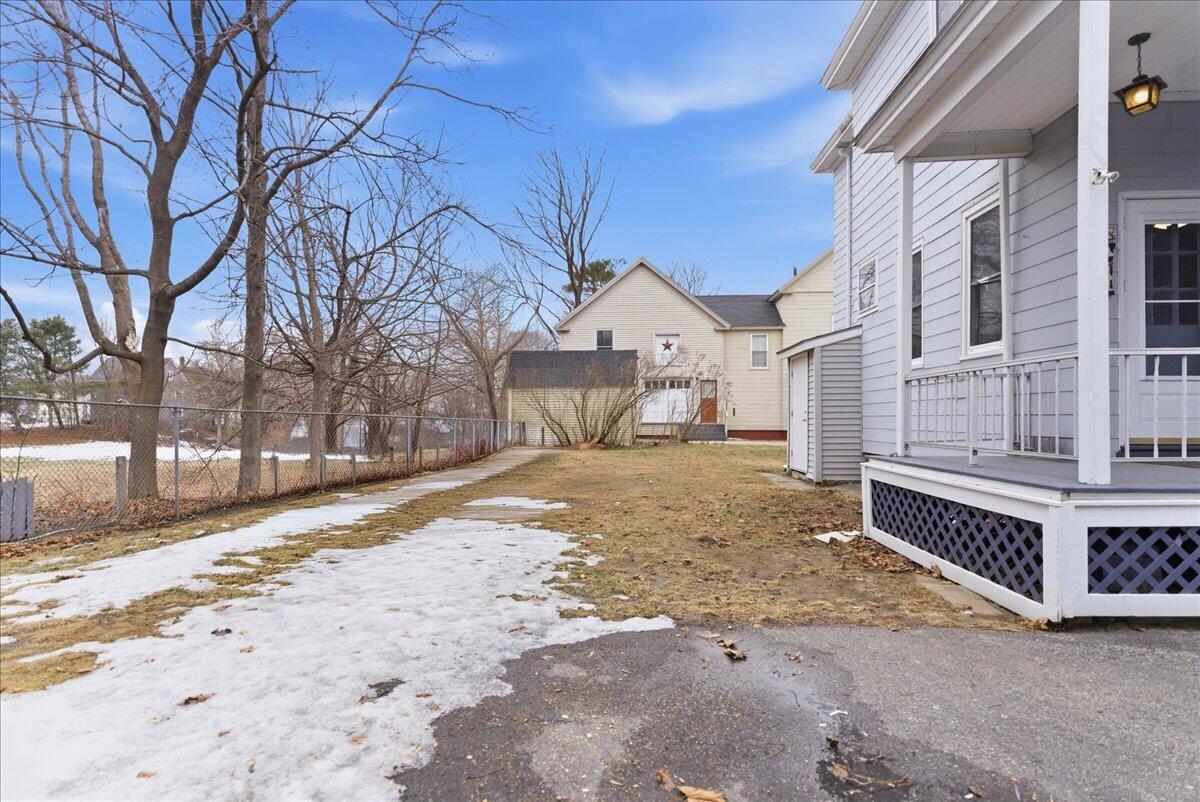 14 Taylor Street Auburn ME 04210