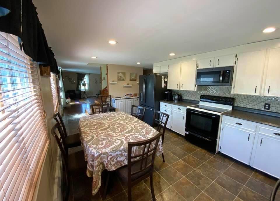 714 Morrills Mill Road North Berwick ME 03906