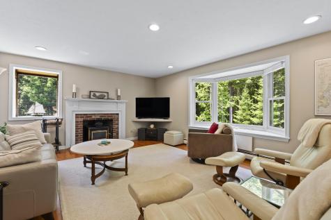 15 Harvey Brook Drive Freeport ME 04032